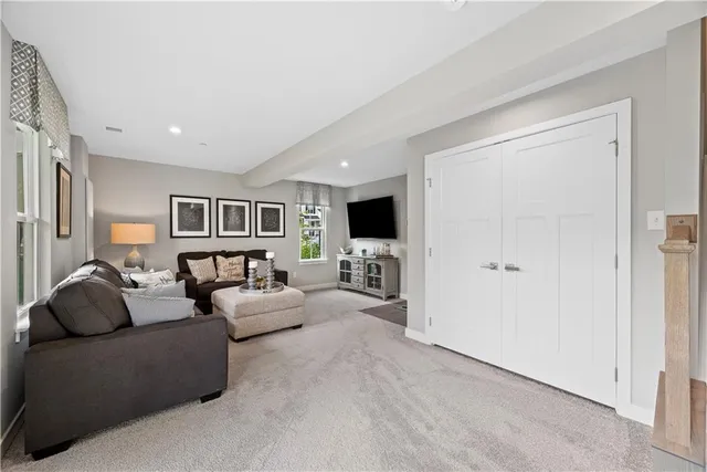 $3,200 | 8100 Walnut Way, Gibsonia, PA 15044