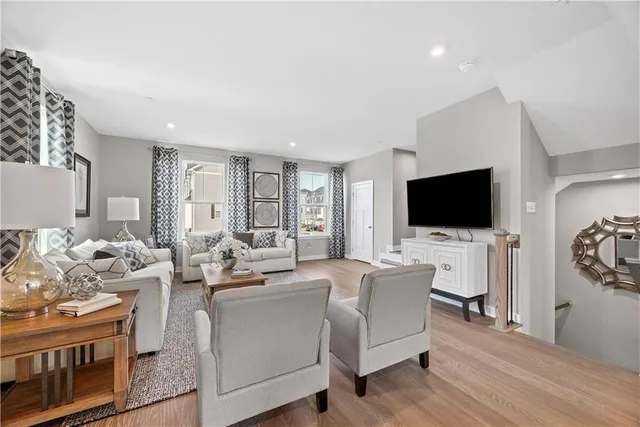 $3,200 | 8100 Walnut Way, Gibsonia, PA 15044