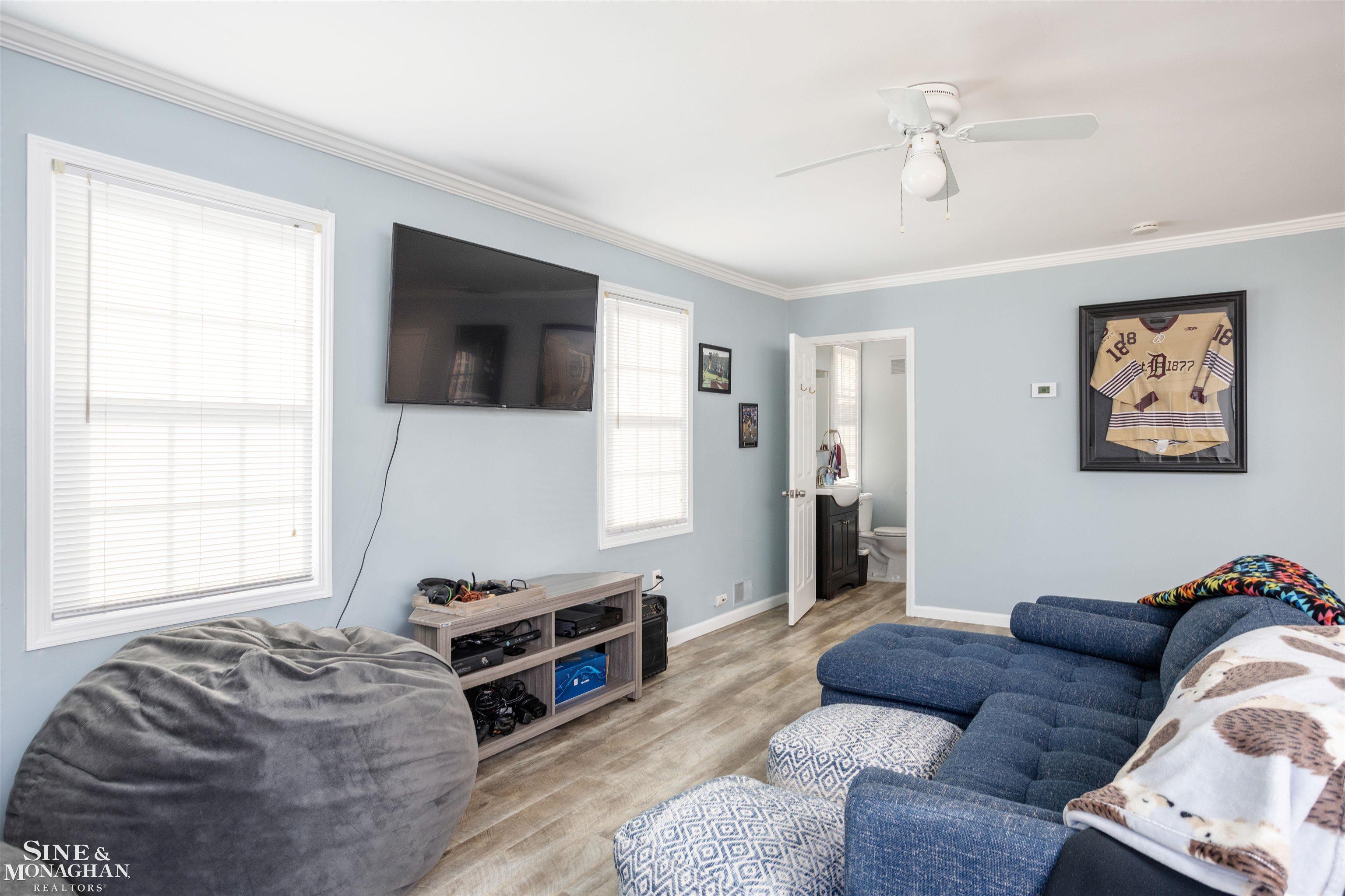 27 Beverly Road Grosse Pointe, MI 48236 - Photo 66 of 99 50168461-7718c5cb-8407-42f3-beff-894f18385148.JPG