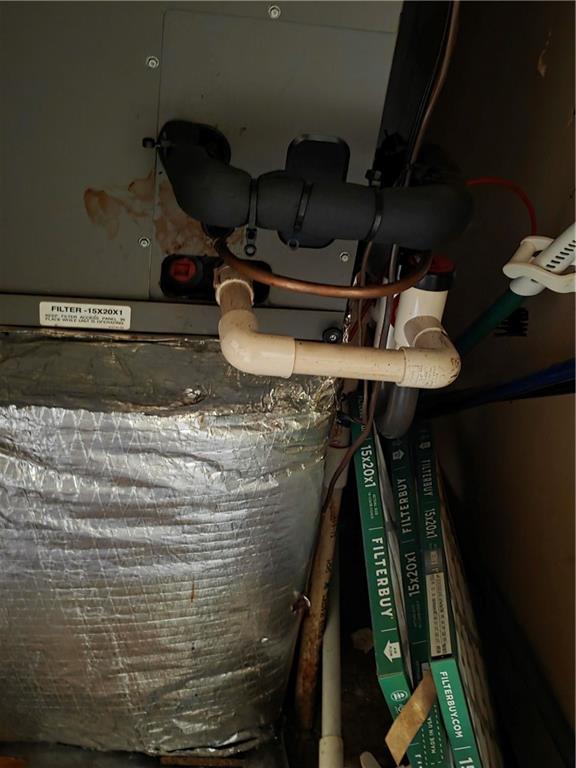 3484 Kingswood Trail Decatur, GA 30034 - Photo 24 of 37 a close view of water heater room