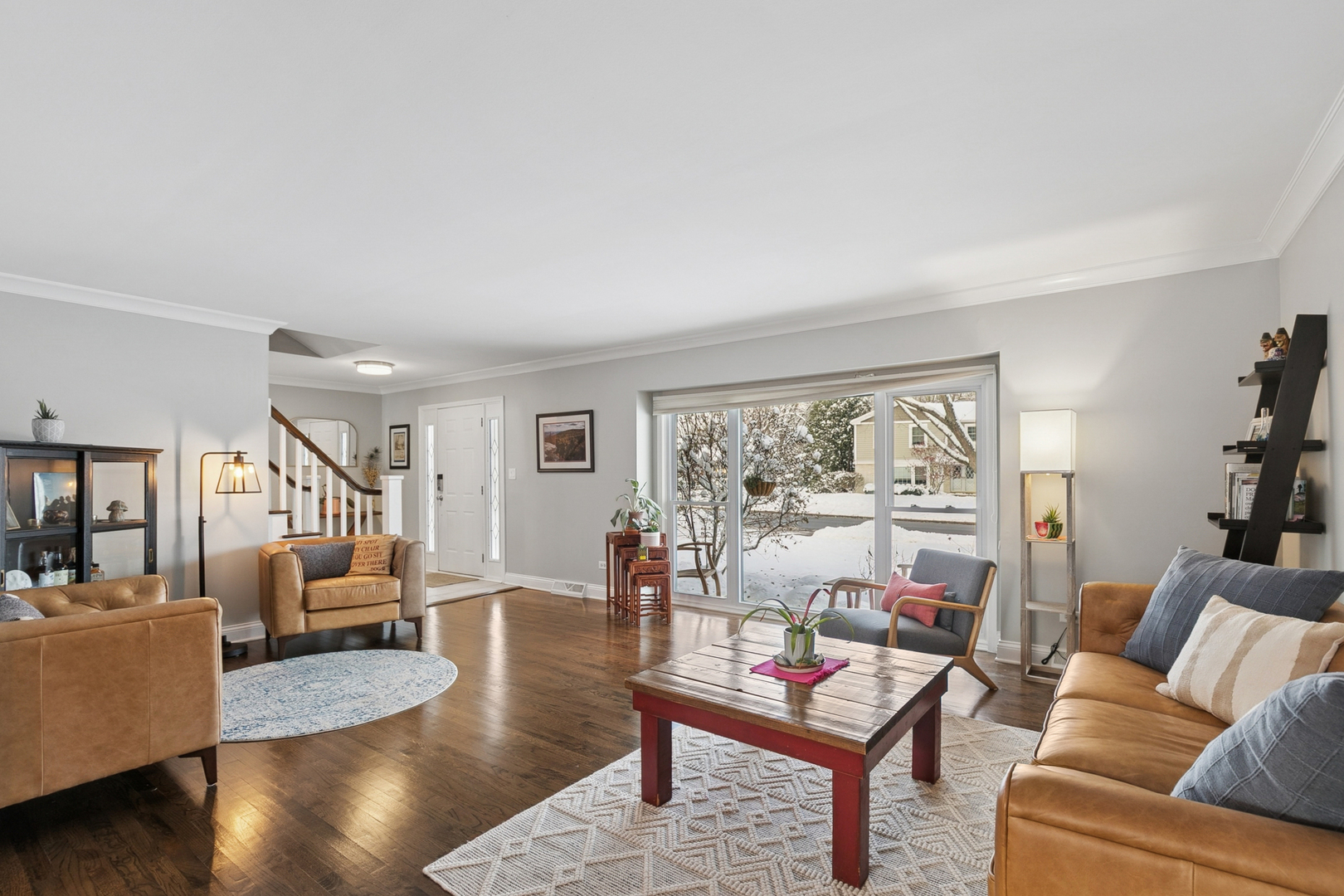 635 East Golf Road Libertyville, IL 60048 - Photo 4 of 21 a living room with furniture and a large window