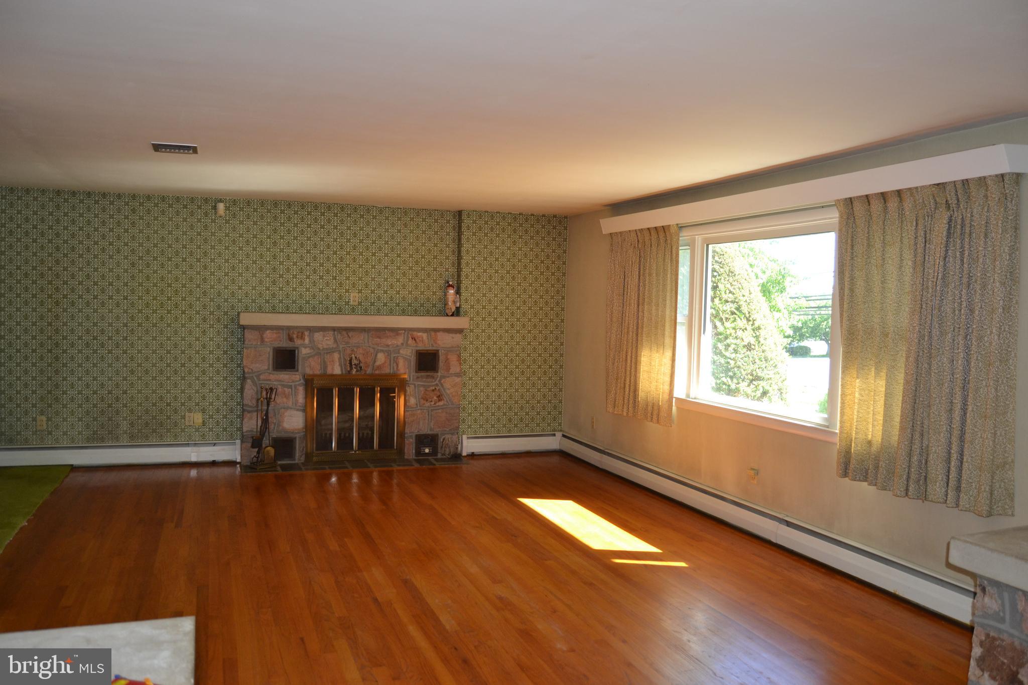 1294 Trexlertown Road Trexlertown, PA 18062 - Photo 15 of 37