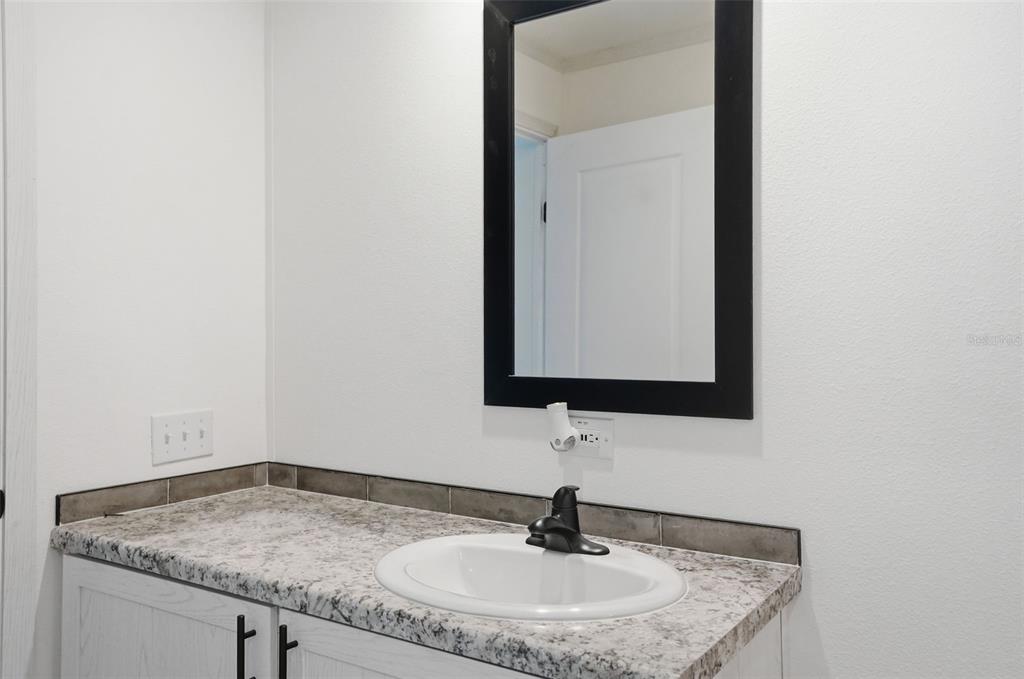 9533 Round Lk Drive Weeki Wachee, FL 34613 - Photo 39 of 68