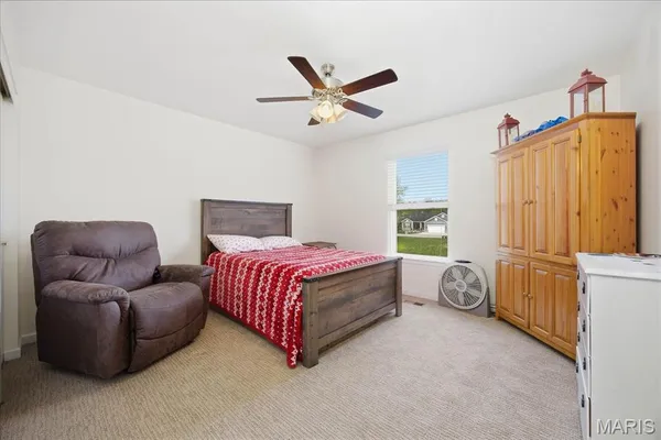 $434,900 | 716 Wedgewood Lane, Trenton, IL 62293