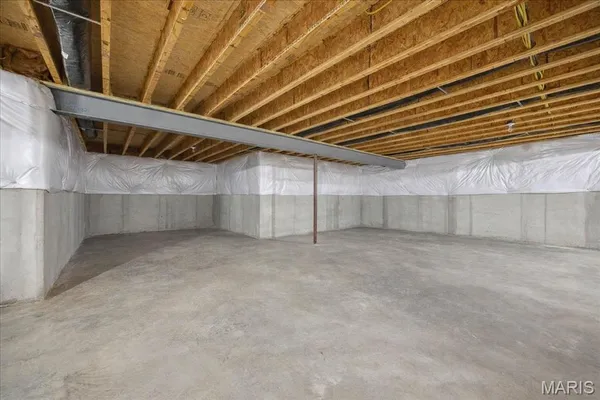 $434,900 | 716 Wedgewood Lane, Trenton, IL 62293