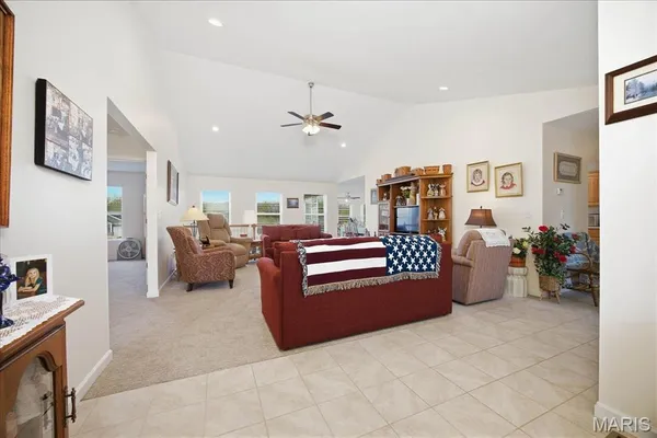 $434,900 | 716 Wedgewood Lane, Trenton, IL 62293