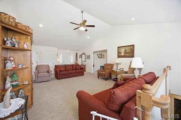 $434,900 | 716 Wedgewood Lane, Trenton, IL 62293