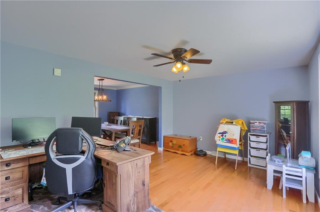 1737 Beaver Grade Road Coraopolis, PA 15108 - Photo 17 of 46 Gallery Image 17