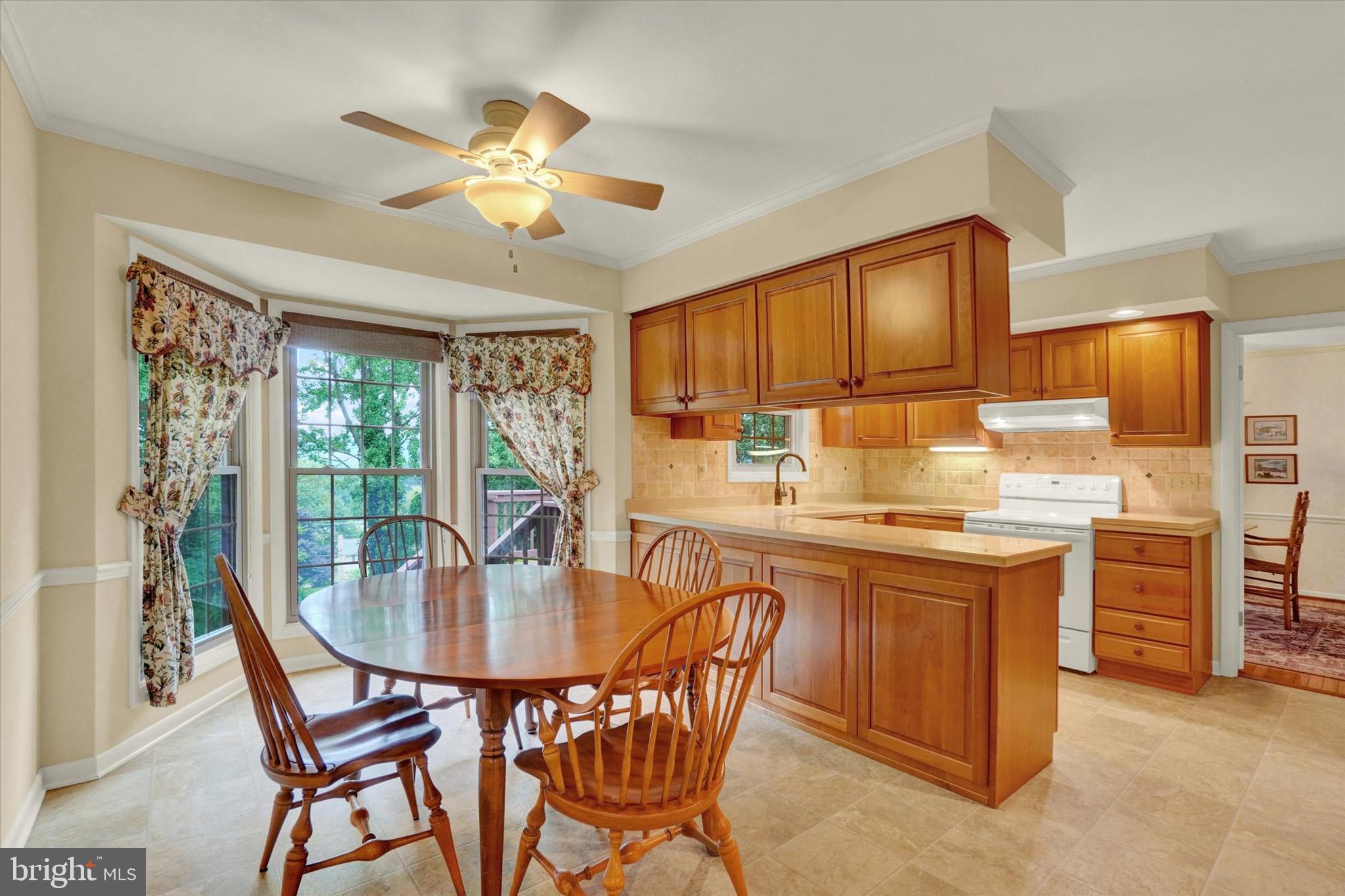 3505 Pebble Ridge Drive York, PA 17402 - Photo 14 of 38 Gallery Image 14
