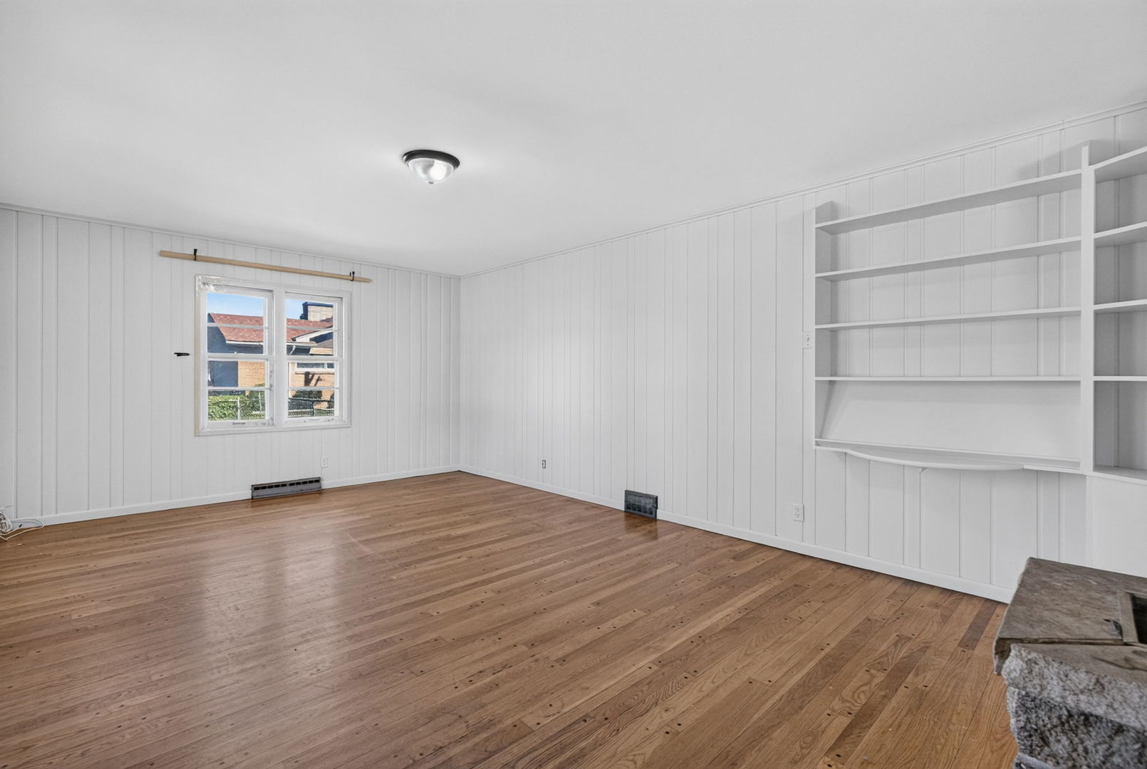 24 South Reed Street Joliet, IL 60436 - Photo 15 of 33 Gallery Image 15