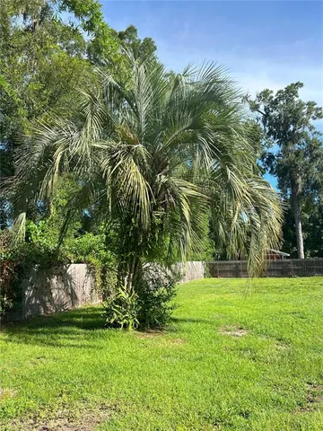 a view of a golf course