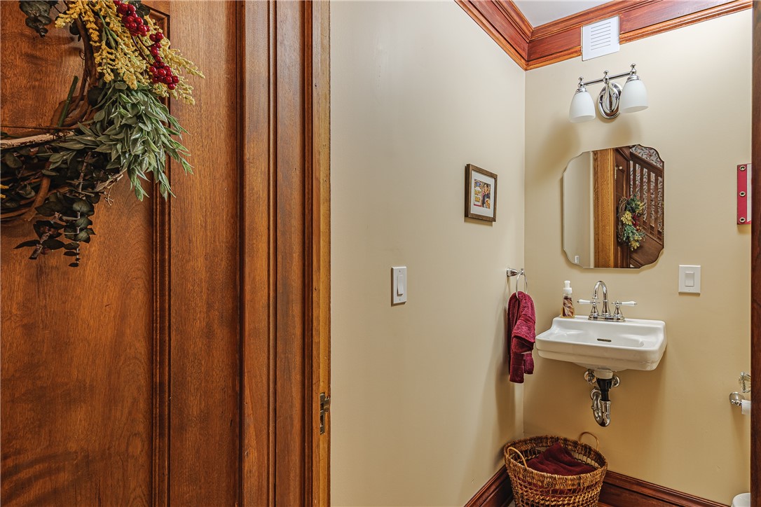 556 Harvard Street Rochester, NY 14607 - Photo 27 of 49