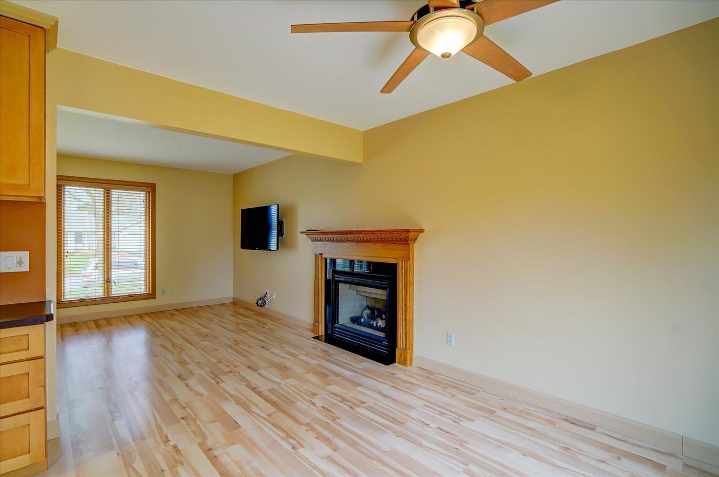 5117 Hackney Way Madison, WI 53714 - Photo 8 of 43 Gallery Image 8