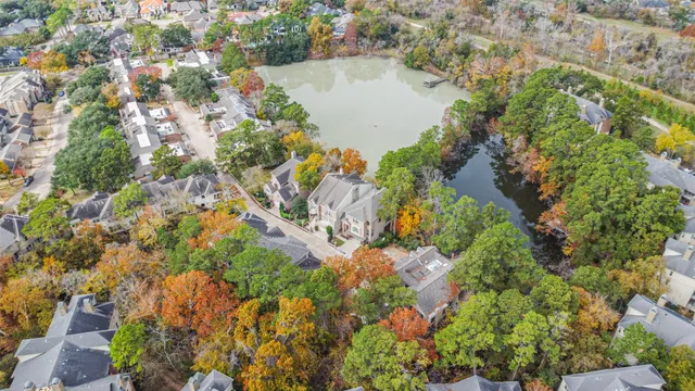 a view of a lake with a house