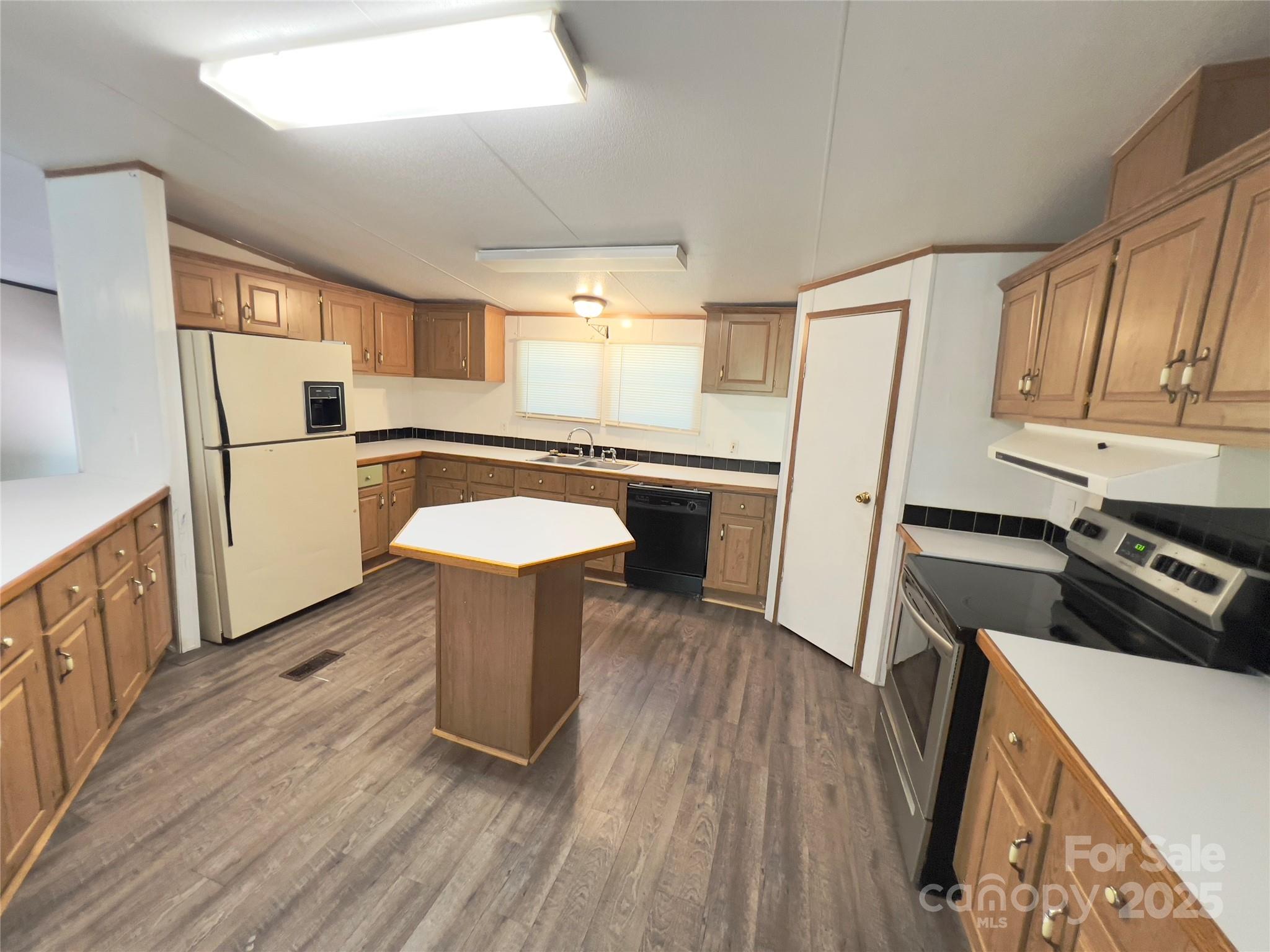 5000 Deal Mill Road Granite Falls, NC 28630 - Photo 10 of 19 Gallery Image 10