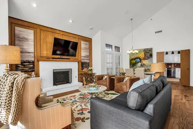 $3,600 | 3216 San Jacinto Street, Dallas, TX 75204