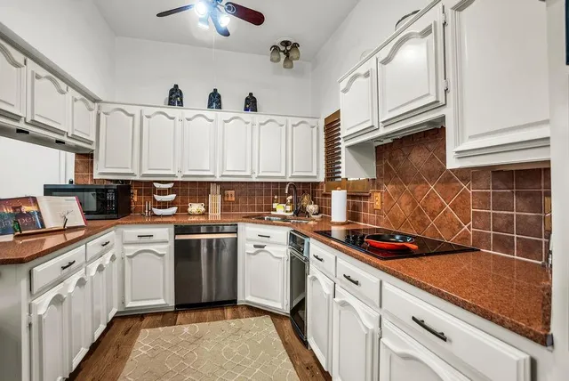 $3,600 | 3216 San Jacinto Street, Dallas, TX 75204