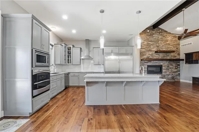 $729,900 | 4500 Southwest Aft Drive, Lee's Summit, MO 64082