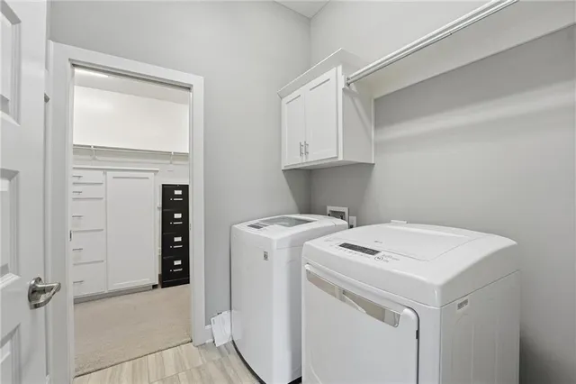 $729,900 | 4500 Southwest Aft Drive, Lee's Summit, MO 64082