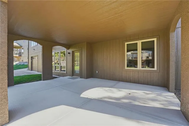 $729,900 | 4500 Southwest Aft Drive, Lee's Summit, MO 64082