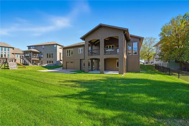 $729,900 | 4500 Southwest Aft Drive, Lee's Summit, MO 64082