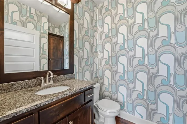 $729,900 | 4500 Southwest Aft Drive, Lee's Summit, MO 64082