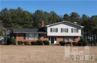 833 Bass Lake Road Clinton, NC 28328 - Photo 1 of 9 Primary Photo
