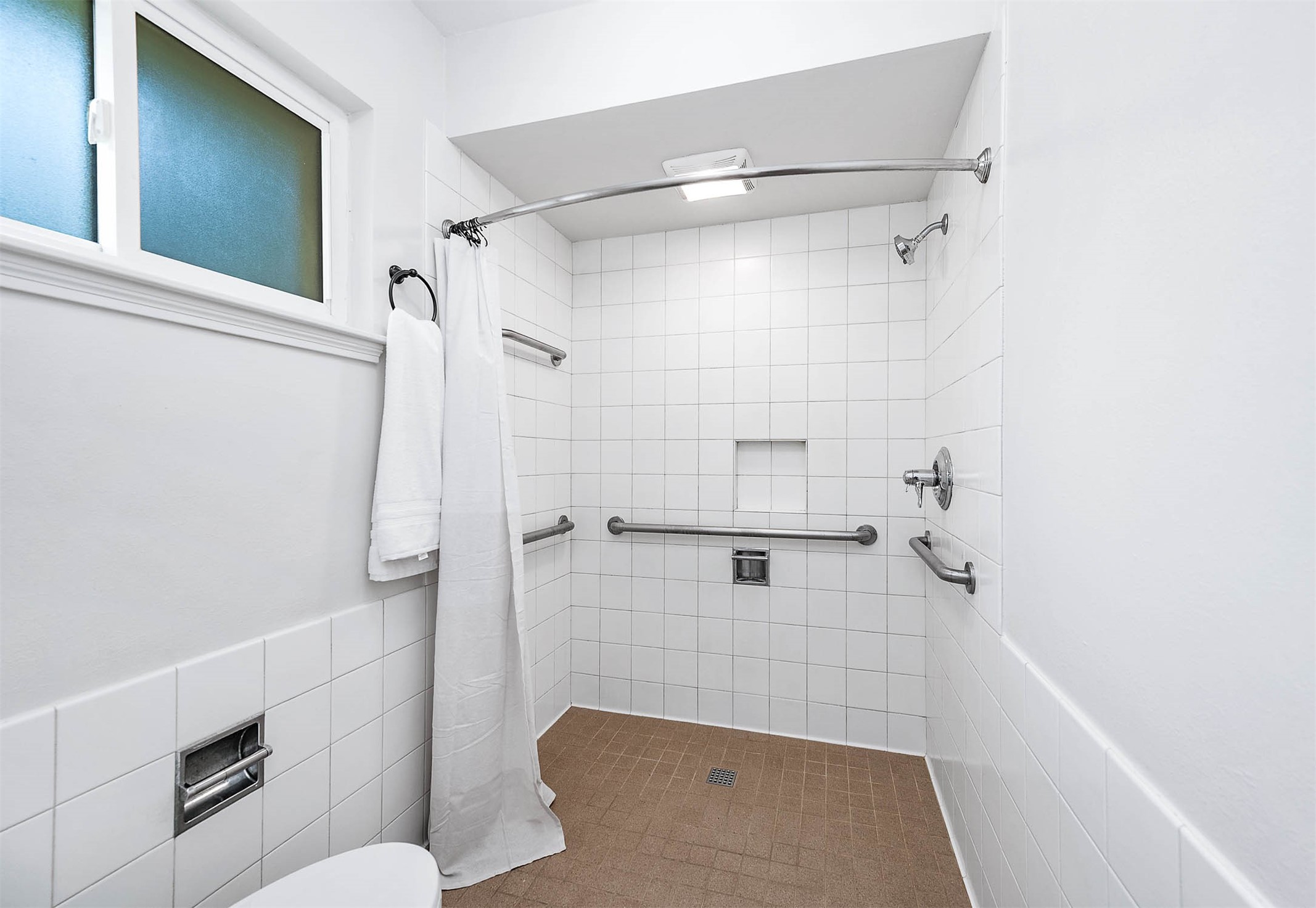 2103 Southwick Street Houston, TX 77080 - Photo 22 of 49 a bathroom with a shower