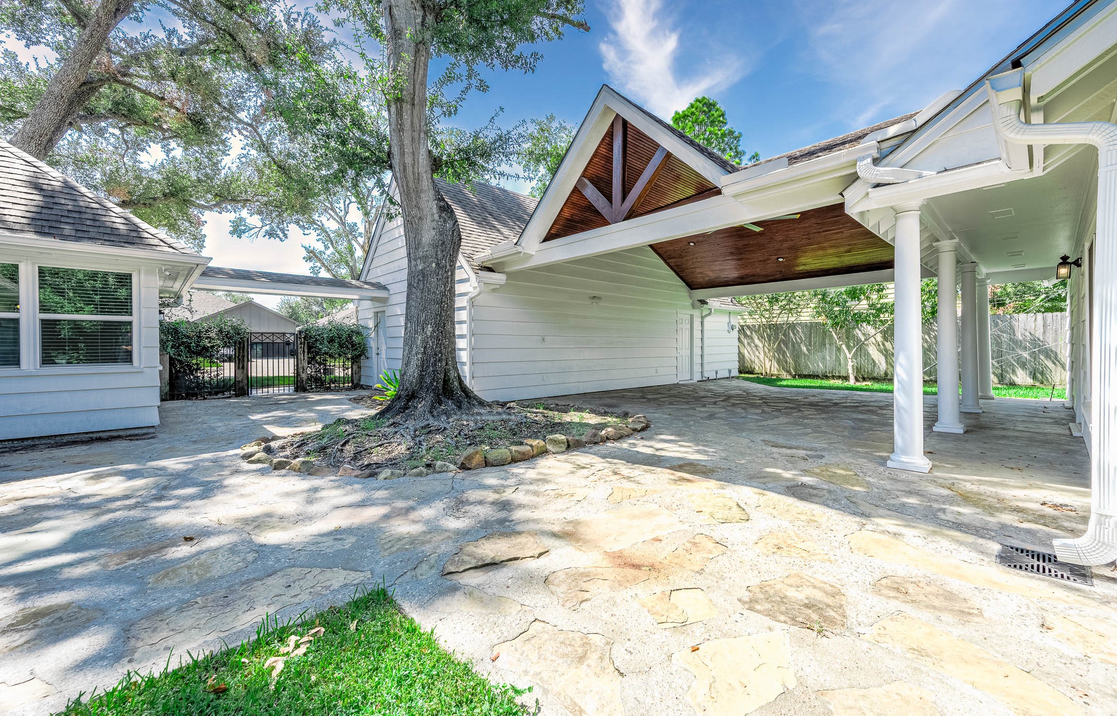 2103 Southwick Street Houston, TX 77080 - Photo 39 of 49 a view of a barn with yard