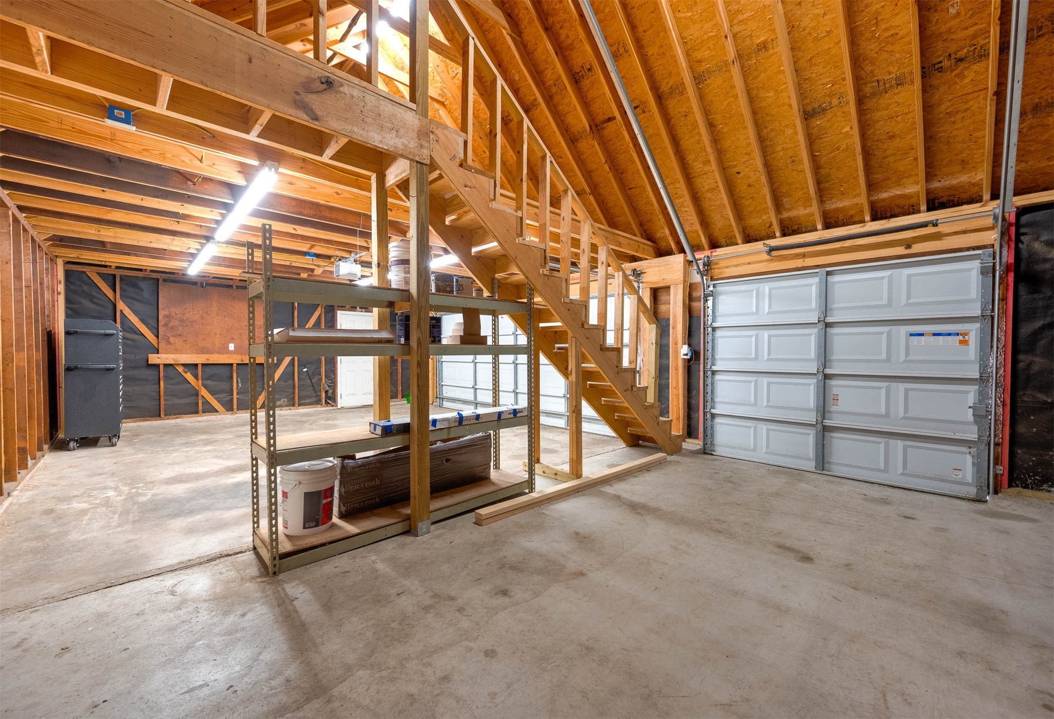 2103 Southwick Street Houston, TX 77080 - Photo 43 of 49 a view of a garage