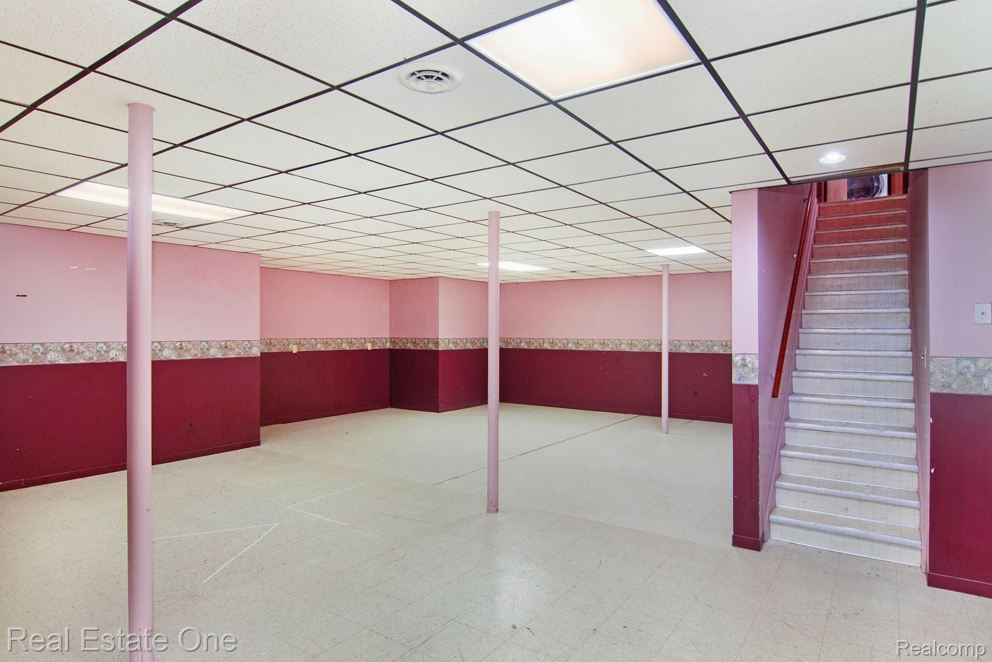 55430 Fairchild Road Macomb, MI 48042 - Photo 22 of 36 22 Basement.jpg