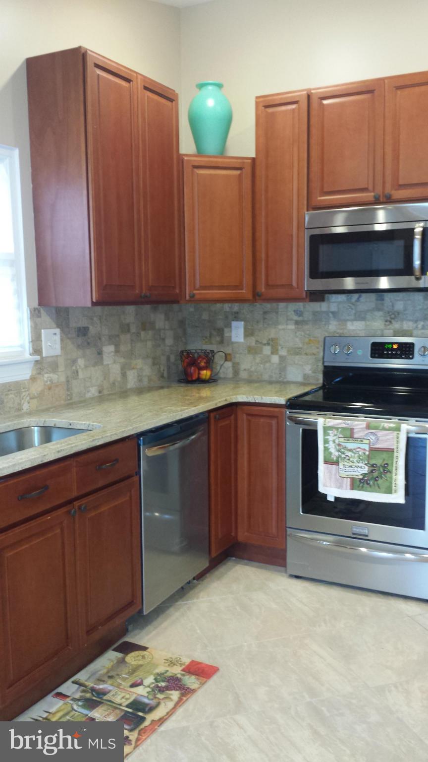 5423 Balistan Road Baltimore, MD 21237 - Photo 1 of 30 Kitchen