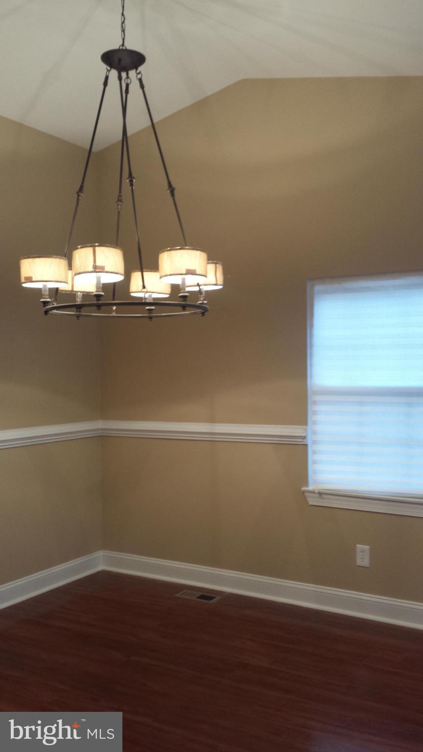 5423 Balistan Road Baltimore, MD 21237 - Photo 6 of 30 Dining Room