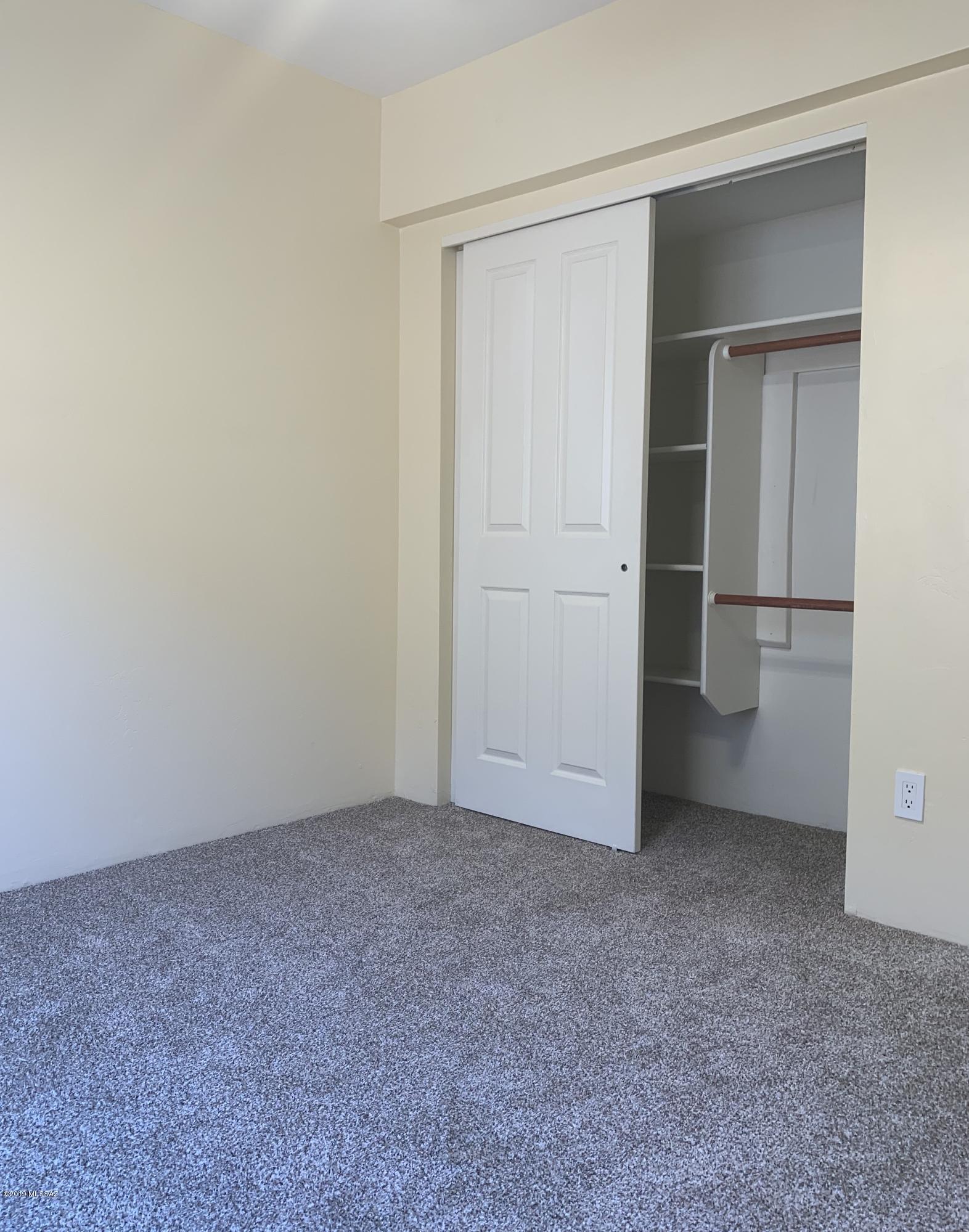 136 South Shadow Creek Place Tucson, AZ 85748 - Photo 15 of 33