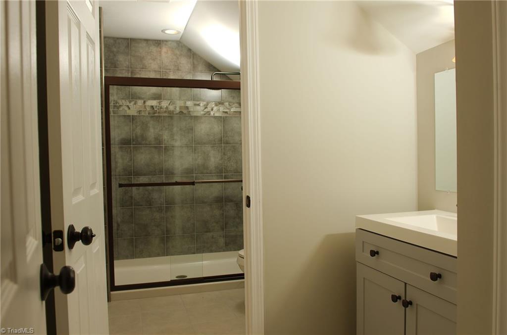 2073 Rayle Farm Road Pleasant Garden, NC 27313 - Photo 10 of 21 Gallery Image 10