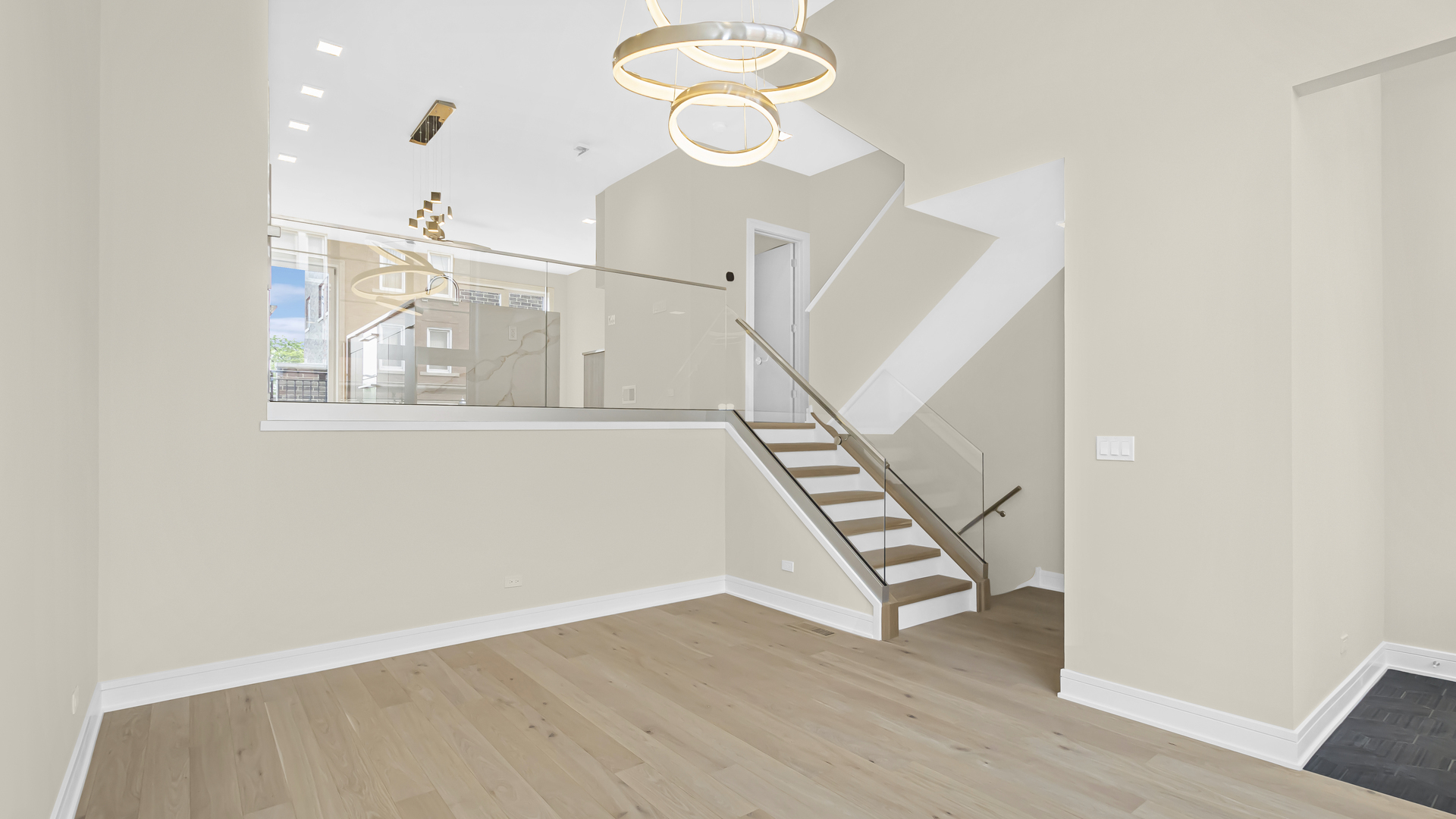 338 East Pershing Road Chicago, IL 60653 - Photo 4 of 44 a view of entryway and hall with wooden floor