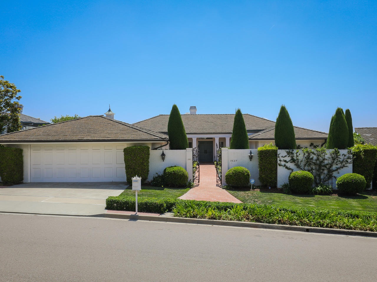 5627 Rutgers Road La Jolla, CA 92037 - Photo 1 of 25