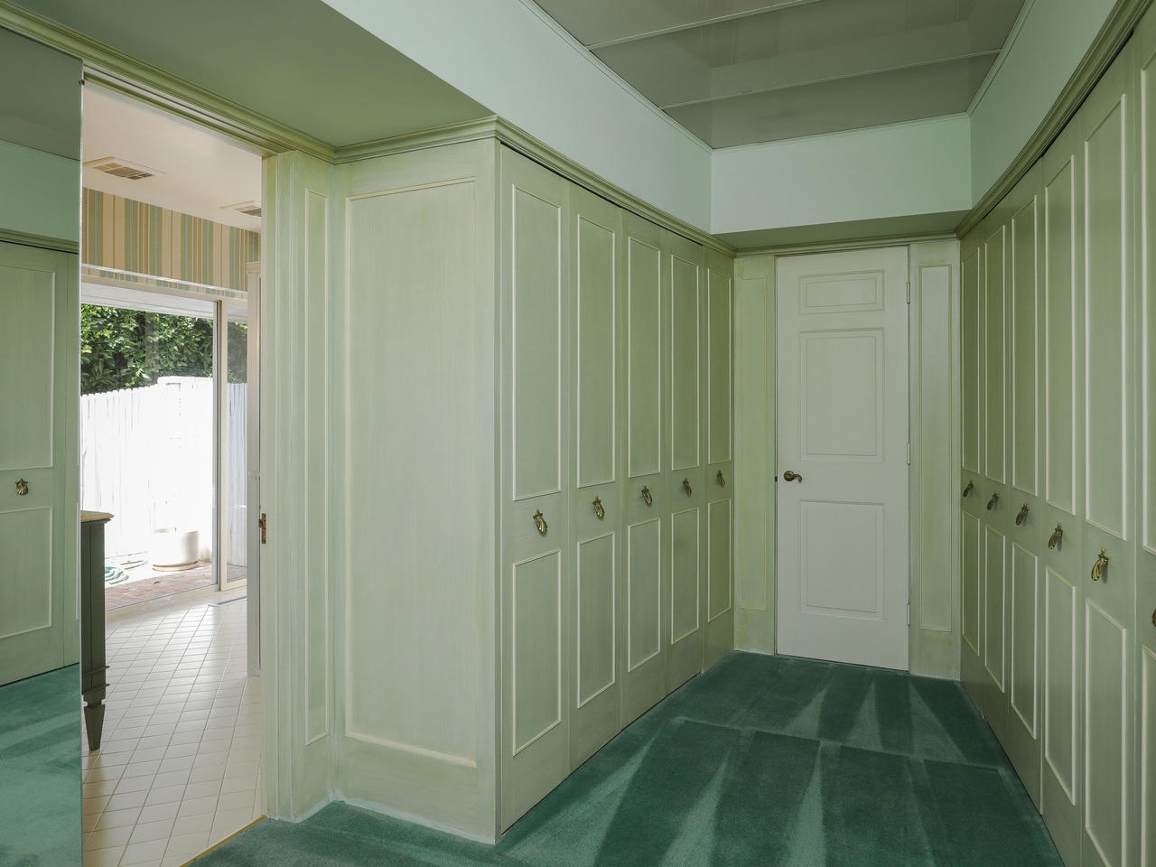 5627 Rutgers Road La Jolla, CA 92037 - Photo 13 of 25