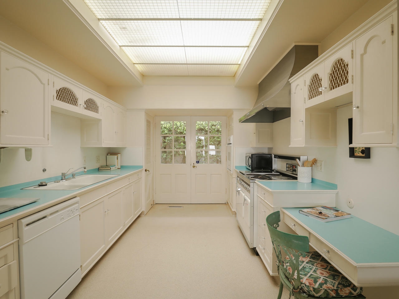 5627 Rutgers Road La Jolla, CA 92037 - Photo 8 of 25