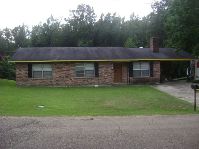255 West Main Street Magnolia, MS 39652 - Photo 1 of 1 Main View