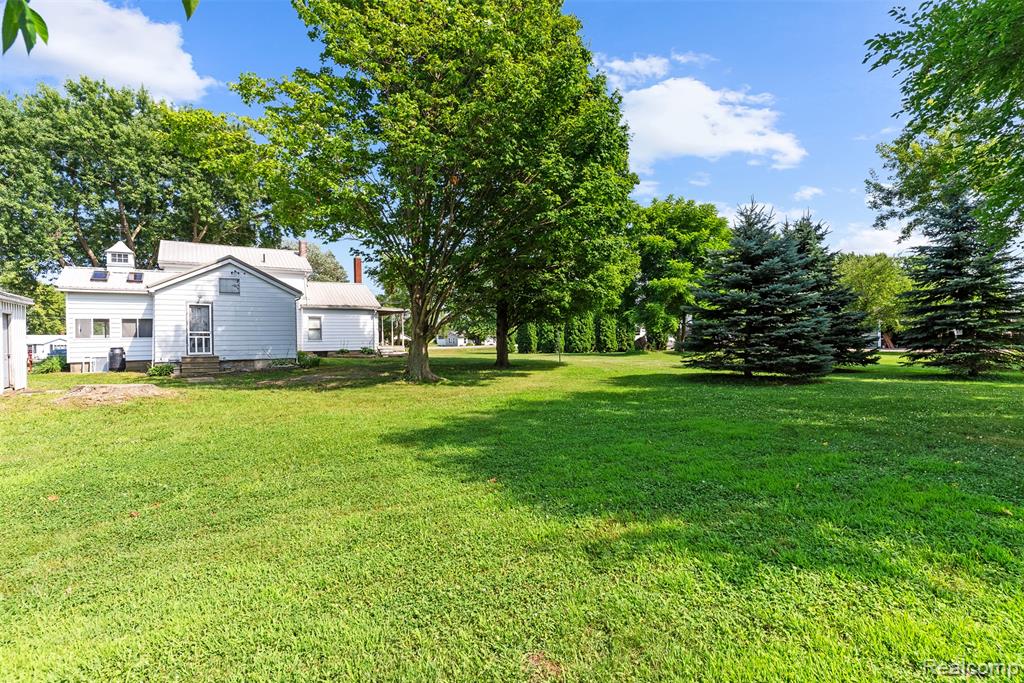 9131 North Genesee Road Mount Morris, MI 48458 - Photo 35 of 40