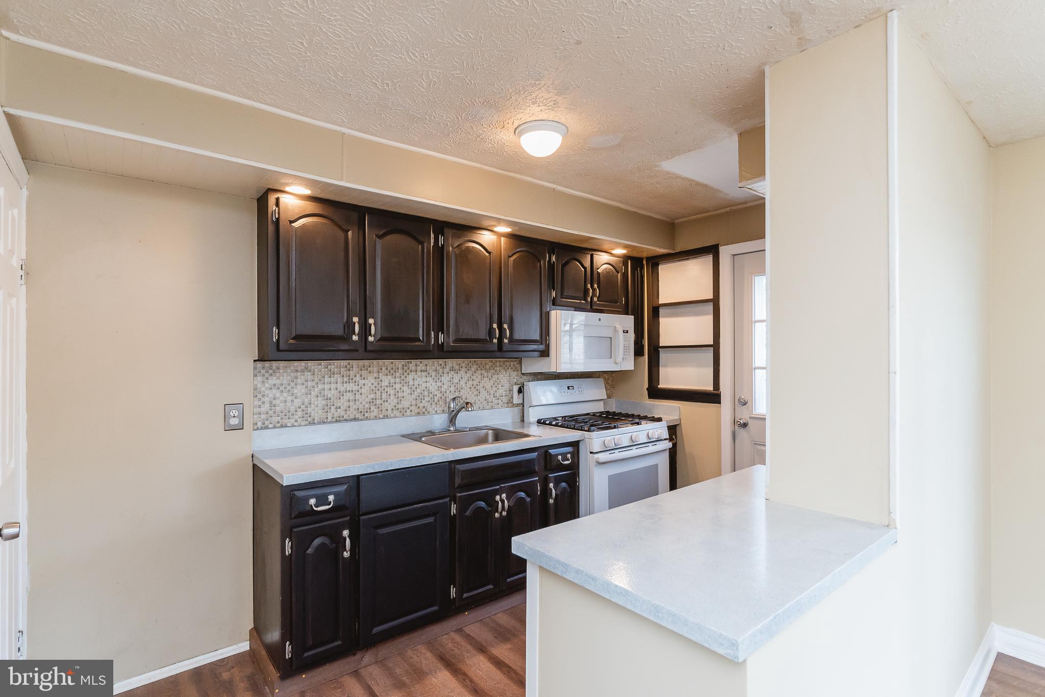 7446 Berkshire Road Baltimore, MD 21224 - Photo 17 of 47 Kitchen