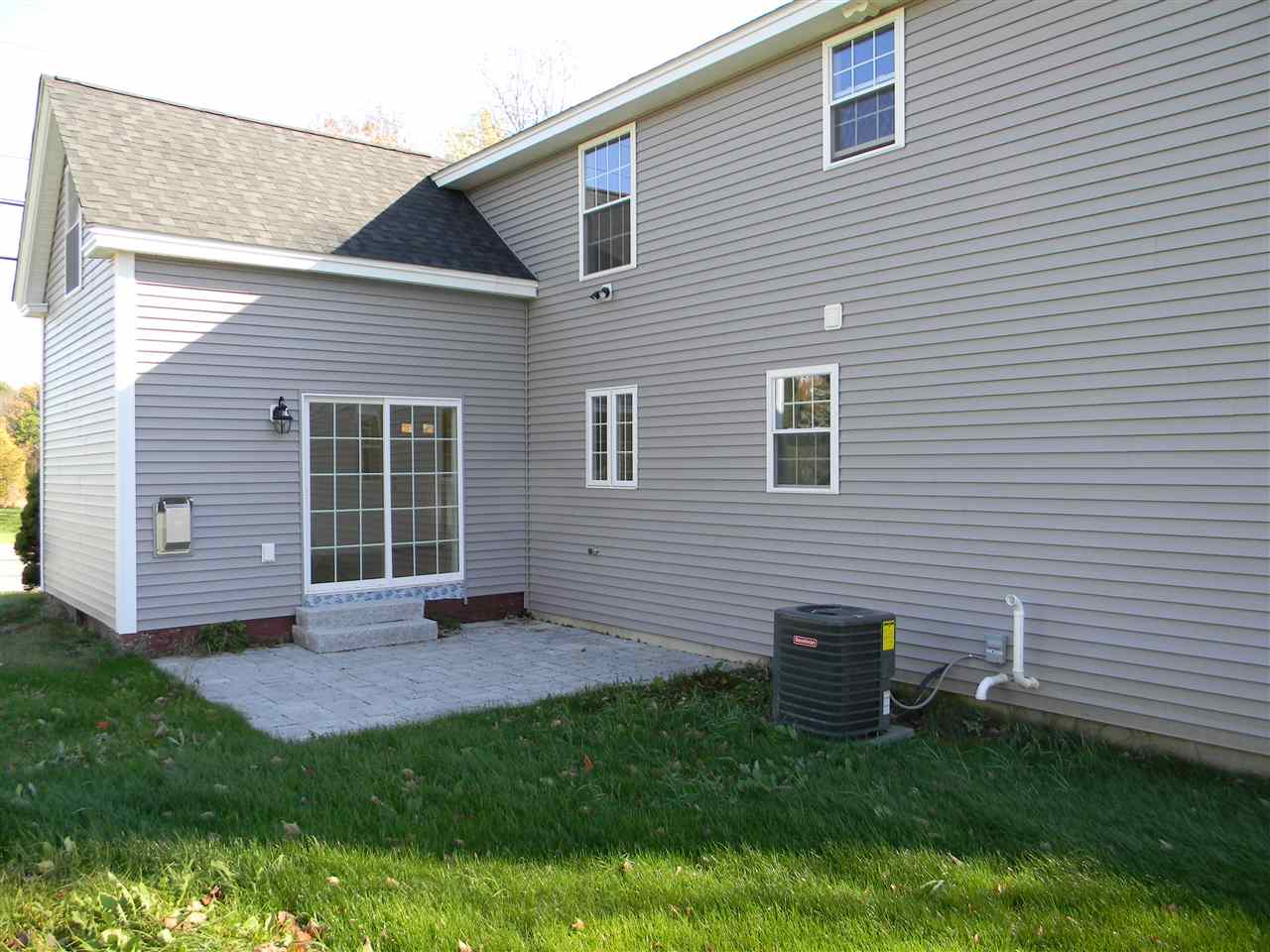 13 Stage Road Hampstead, NH 03841 - Photo 4 of 20 Gallery Image 4