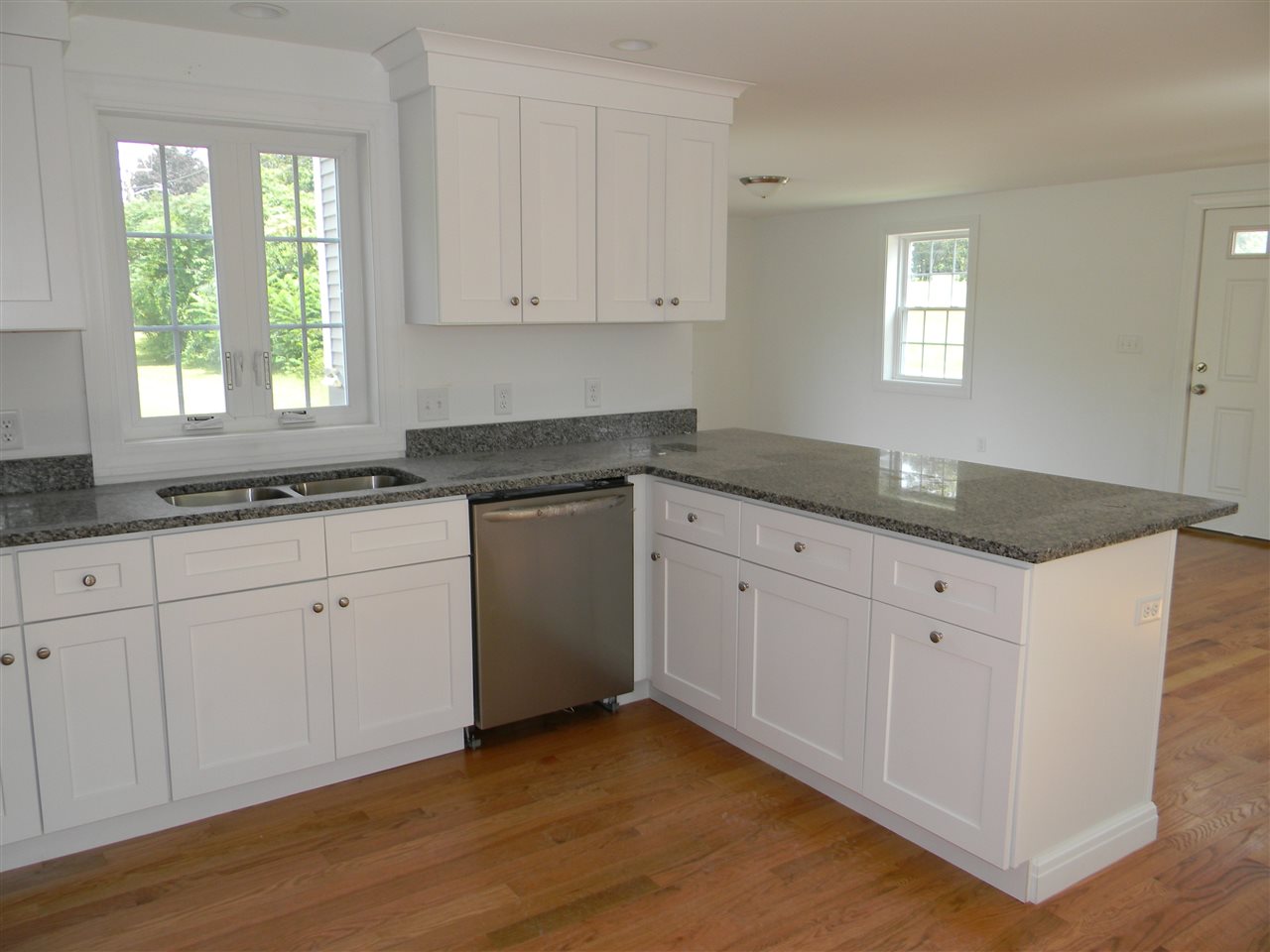 13 Stage Road Hampstead, NH 03841 - Photo 9 of 20 Gallery Image 9