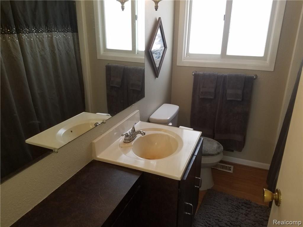 3275 Rabidue Road North Street, MI 48049 - Photo 13 of 21 20180408_122425.jpg