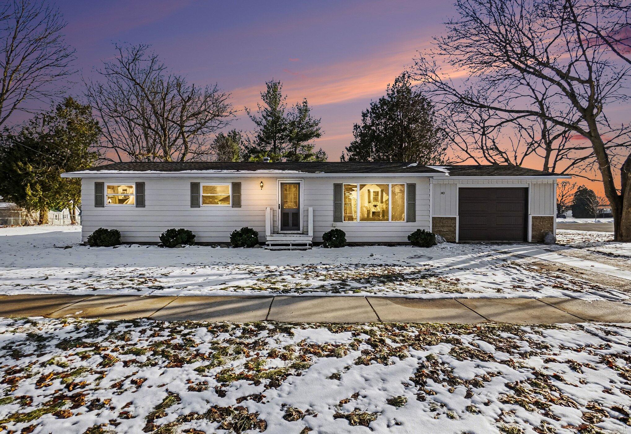 140 East Commerce Street Grant, MI 49327 - Photo 1 of 27 Welcome Home!