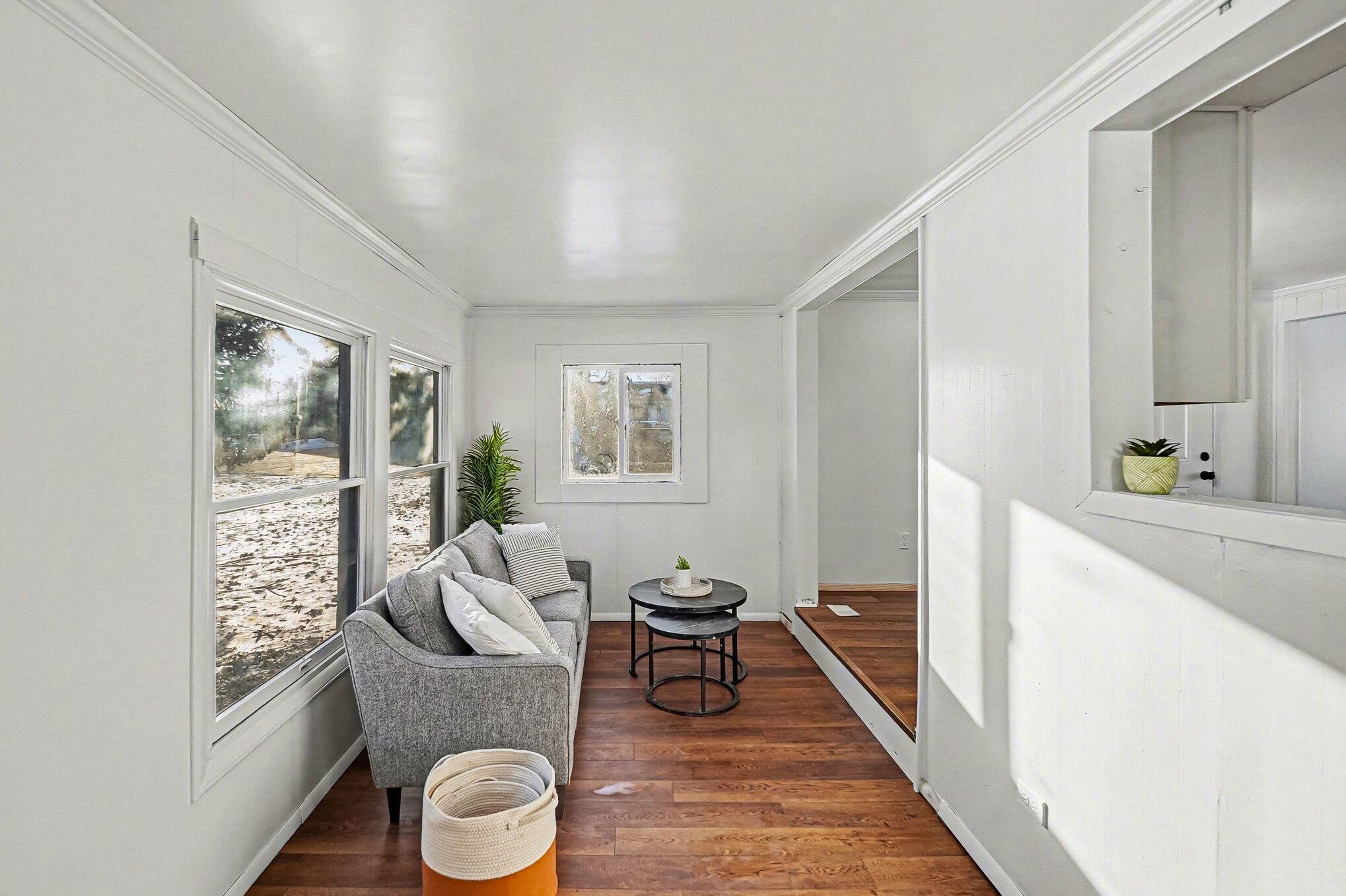 140 East Commerce Street Grant, MI 49327 - Photo 5 of 27 Entry Way