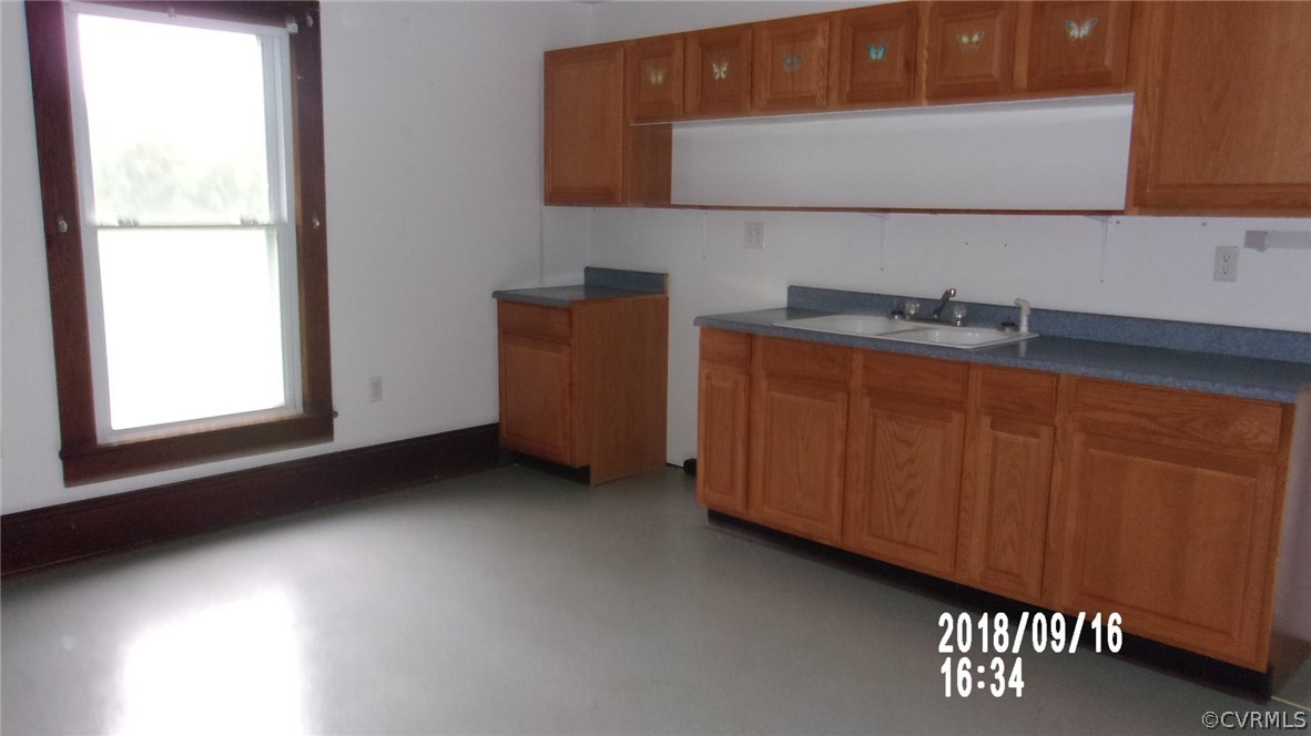 2126 Poorhouse Road Victoria, VA 23974 - Photo 14 of 22