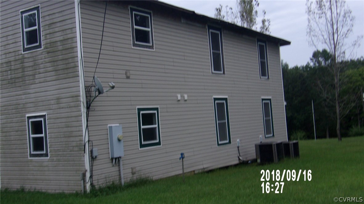 2126 Poorhouse Road Victoria, VA 23974 - Photo 4 of 22
