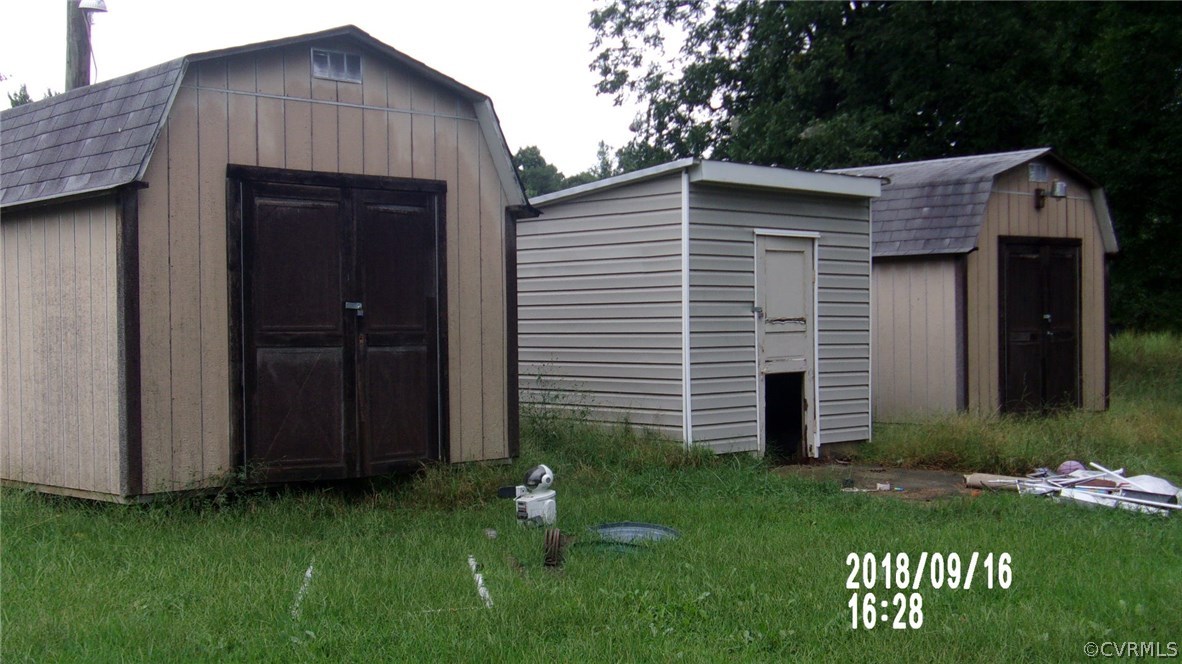 2126 Poorhouse Road Victoria, VA 23974 - Photo 6 of 22